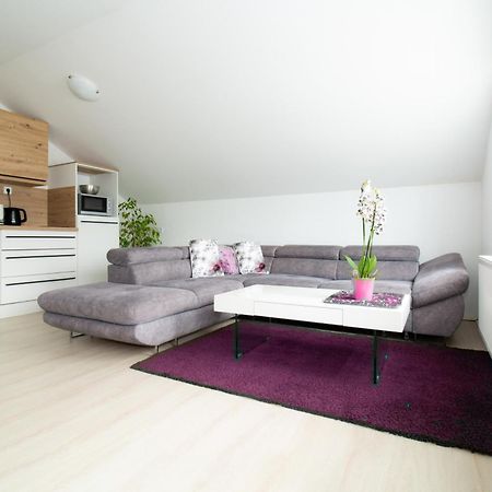 Apartman Keti Donja Lomnica Екстериор снимка